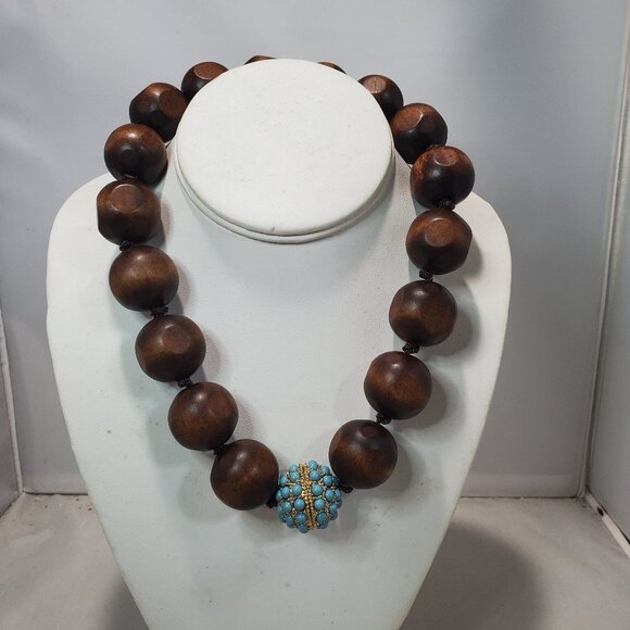 Bijou Wooden beaded necklace with magnetic turquoise ball - Picture 1 of 7